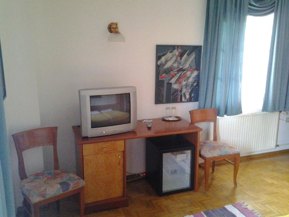 Guest House Arvaj Kranj Exterior photo