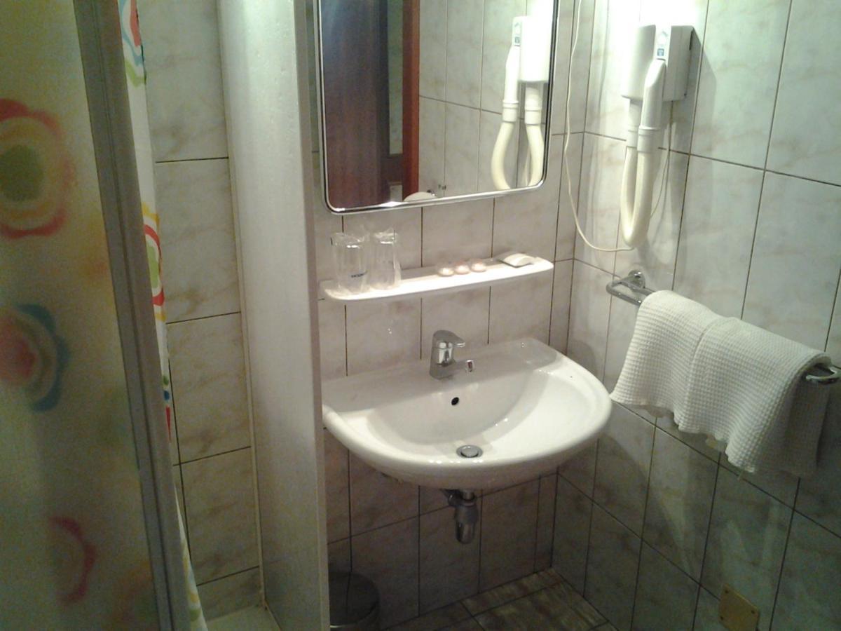 Guest House Arvaj Kranj Exterior photo